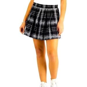 Just Polly Juniors Plaid Pleated Skater Skirt Gray NEW XL